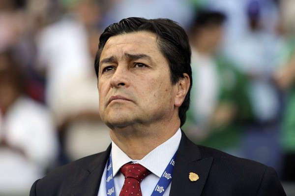 OFICIAL: Luis Fernando Tena es nuevo entrenador de Chivas de Guadalajara