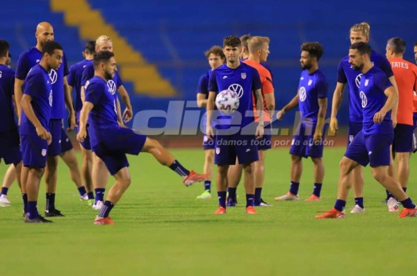 Entre bromas y carcajadas: Estados Unidos reconoció y entrenó en el estadio Olímpico este martes