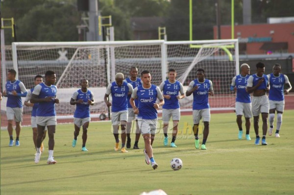 Ilusión y unidad: Honduras realiza su segundo entrenamiento en Houston previo a estrenarse en Copa Oro