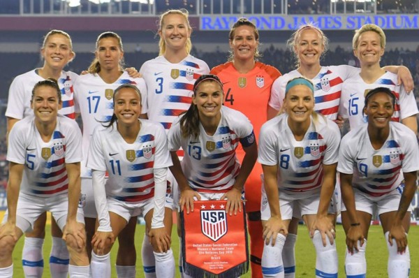 Juez desestima demanda de selección femenina de fútbol de EEUU por igualdad salarial