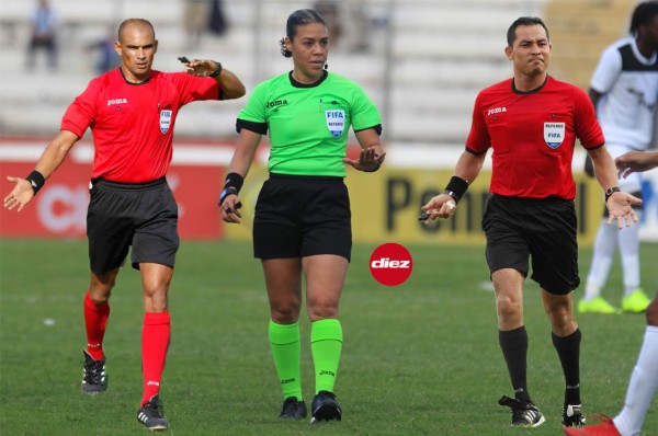 ENCUESTA: ¿Qué árbitros deben dirigir los juegos de la triangular del descenso?