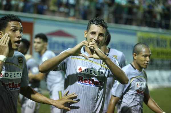 'Primi' Maradiaga y su Real España hacen su fiesta ante un débil Juticalpa