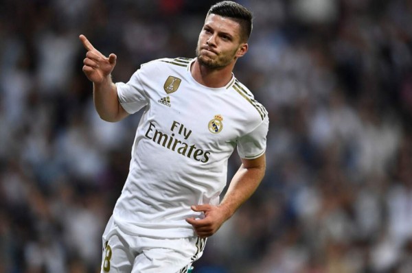 Newcastle se suma a los clubes que quieren a Luka Jovic en la Premier League