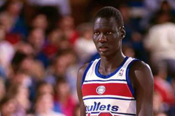 El increíble secreto revelado acerca del ex basquetbolista Manute Bol