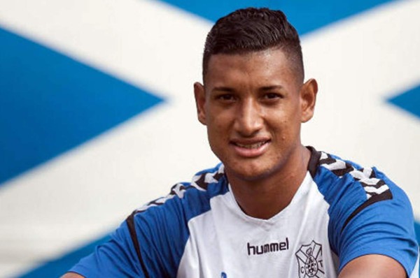 Bryan Acosta: 'El fútbol hondureño es muy diferente y también los campos'