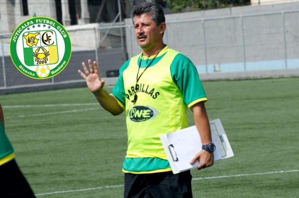 Mauro Reyes firma con el Juticalpa y pretende armar un equipazo