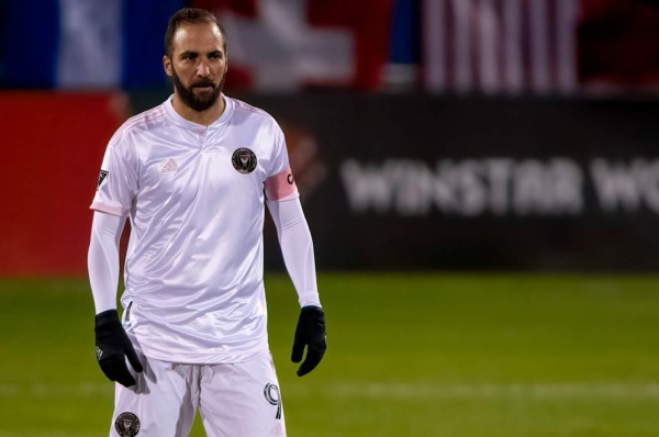 ¿Lo reconocen? Gonzalo Higuaín reaparece y sorprende con su nuevo e inusual look