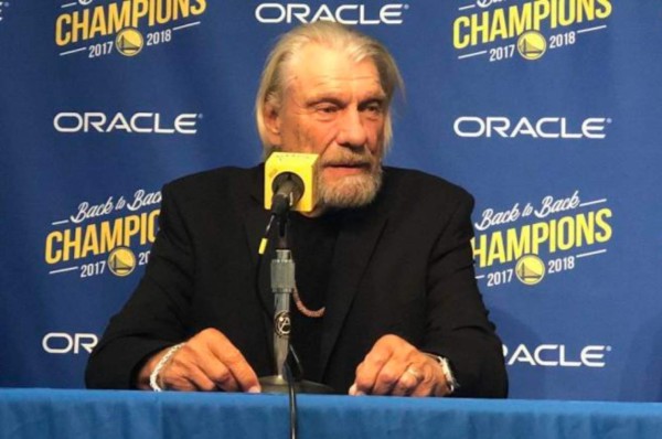 Técnico con más victorias en la NBA confiesa que ha fumado marihuana