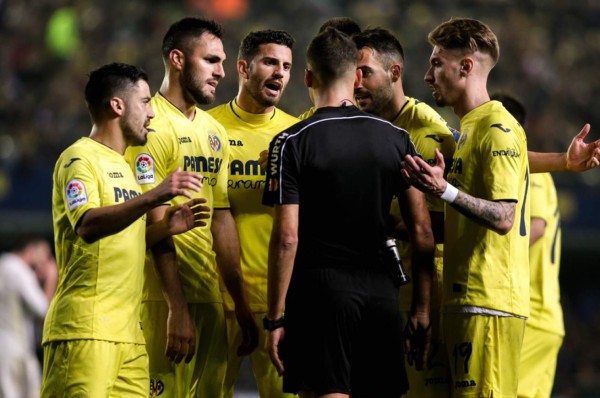 Villarreal le pide perdón al árbitro que le pitó ante Real Madrid