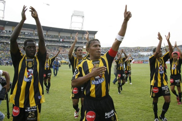 ¡De lujo! El 11 que usó Real España en su última final en el Olímpico