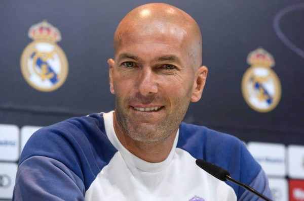 Zidane reitera que su renovación 'está hecha' pese a no hacerse oficial