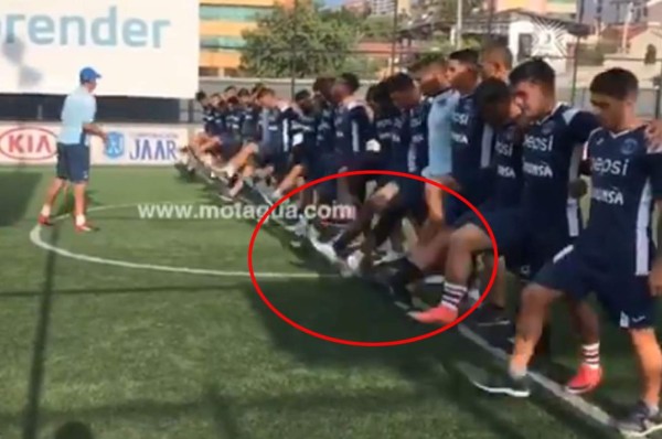 El ritual de Motagua previo a enfrentarse a la UPNFM en la jornada 9 del Apertura.