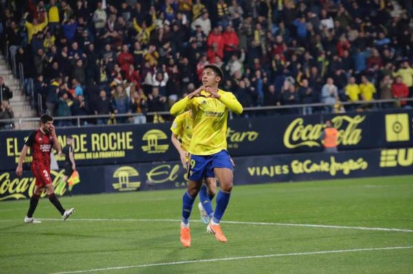 'Choco' Lozano reaparecerá con el Cádiz el 14 de junio ante Rayo Vallecano