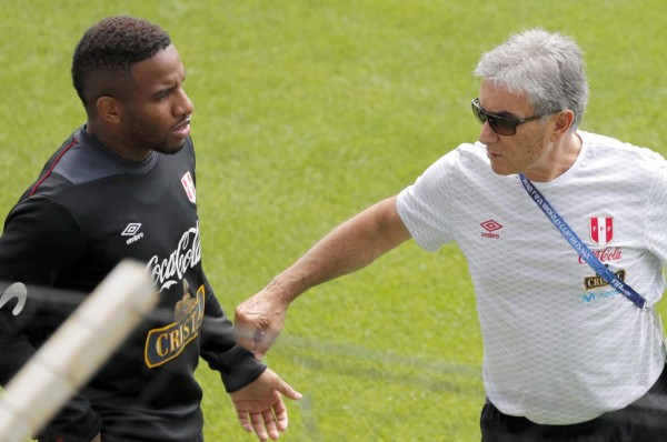 Perú pierde a Jefferson Farfán para el último partido del Mundial de Rusia 2018