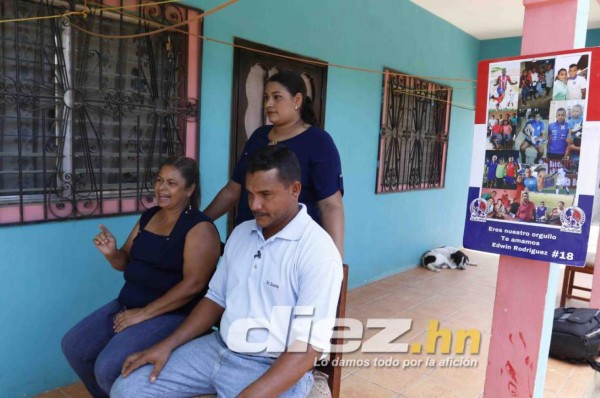 El álbum más íntimo de Edwin Rodríguez, la joyita del Olimpia que aspira jugar en Europa