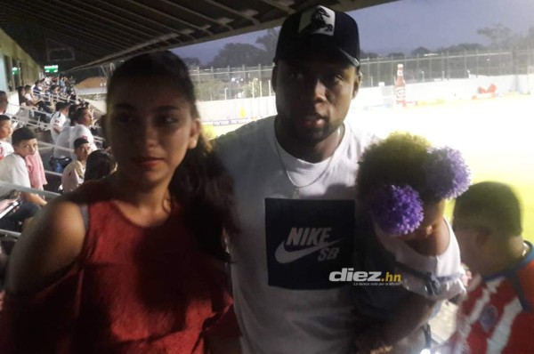 Yustin Arboleda presente en el Morazán y ansioso de ponerse la blanca