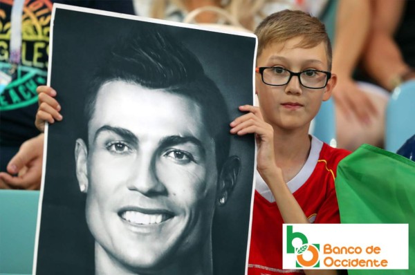 El espectacular ambiente del Portugal - España en Sochi