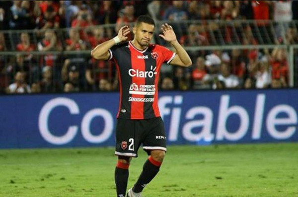 Roger Rojas, entre los mejores 60 goleadores del mundo