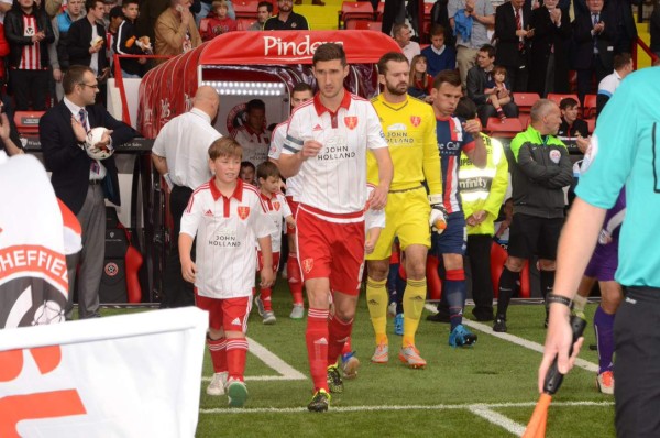 Premier League: Los precios elevados que pagan los niños para salir con los futbolistas