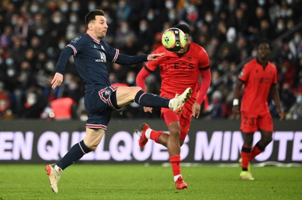 Messi estrena su séptimo Balón de Oro con un tedioso empate del PSG frente al Niza en la liga francesa