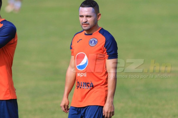 Omar Elvir sobre los subcampeonatos: 'Tantas preguntas que le he hecho a Dios”