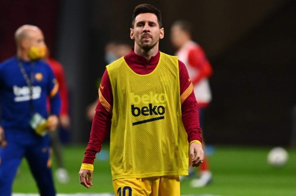 ''Lo mío es amor puro por Messi, estoy próximo a la bisexualidad por él y no me importa decirlo''