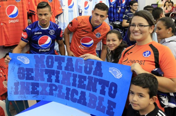 Motagua se deja querer por sus aficionados previo a la Gran Final