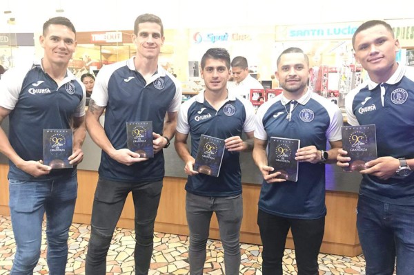Motagua presentó su libro en el que se cuenta sus 90 años de historia