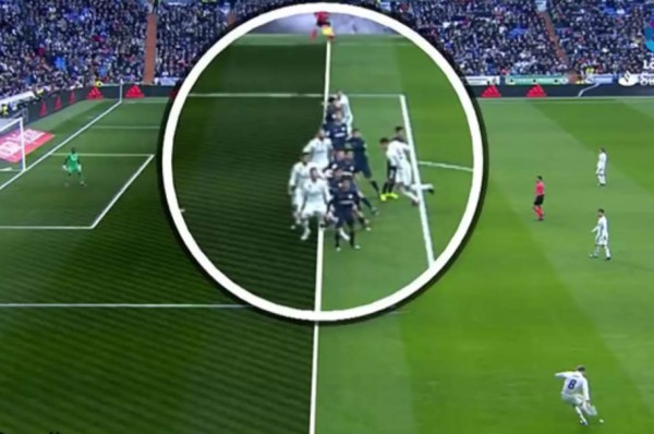 Los errores arbitrales más escandalosos que beneficiaron al Barcelona y Real Madrid