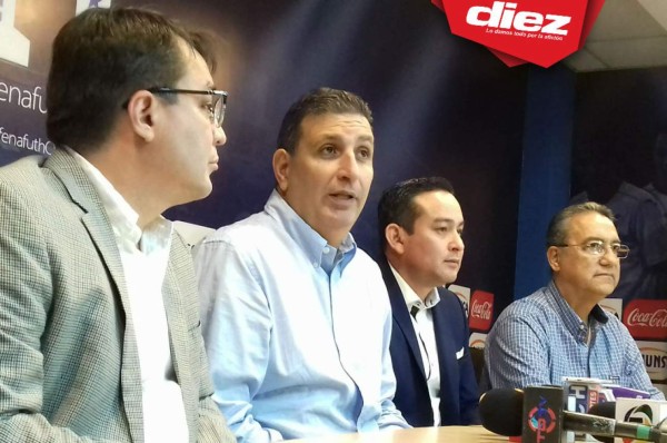 Reinaldo Rueda regresará a Honduras para impartir un curso de entrenadores