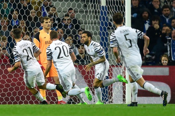 Juventus se imponen ante Oporto y ponen un pie en cuartos de final de Champions