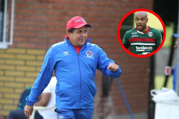 Nahún Espinoza desmiente interés de Olimpia por Caue Fernandes