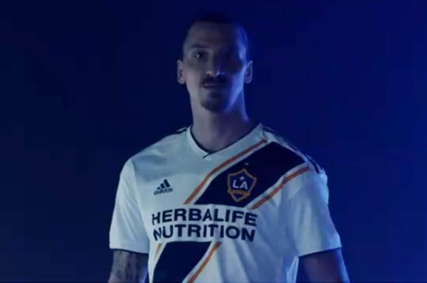 Oficial: Galaxy anuncia a Zlatan Ibrahimovic como su nuevo fichaje
