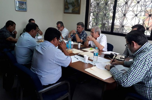 Liga Nacional analiza volver al formato de cuatro clasificados