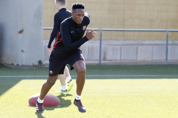 Yerry Mina no podrá debutar en Copa del Rey por el pase internacional