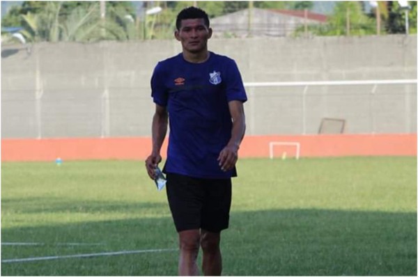 Fichajes Honduras: Marathón prepara 'bomba', renovaciones en Motagua y 'Camello' sorprende