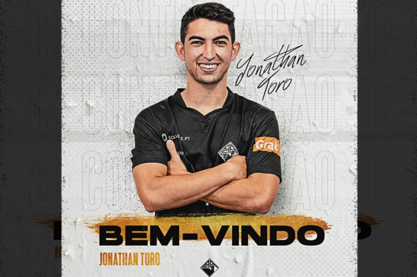 Jonathan Rubio es presentado oficialmente por el Académica Coimbra de Segunda en Portugal