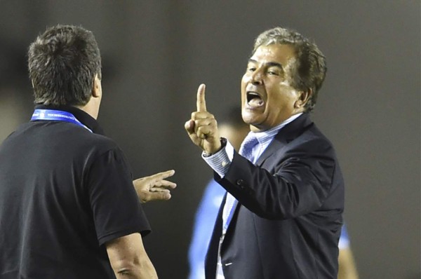 Pinto sobre 'Bolillo': 'No tengo rivalidad con Hernán, uno sale herido cuando pierde'