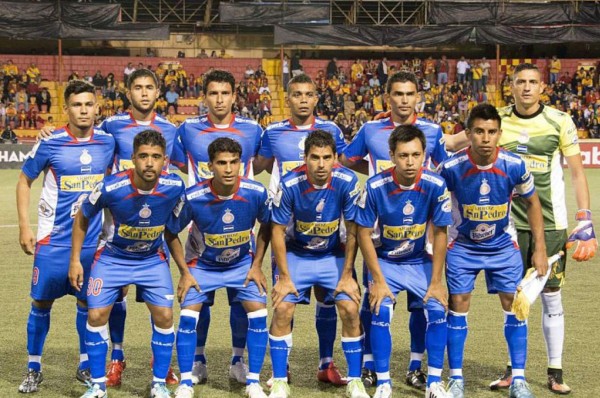 Isidro Metapán es allanado por fiscalía de El Salvador