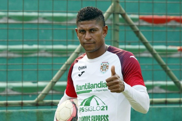 Carlo Costly revela ofertas del extranjero; termina contrato con Marathón al final del torneo