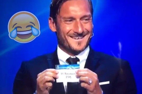VIRAL: ¿De quién se reía Totti al sacar la esfera del Barcelona?