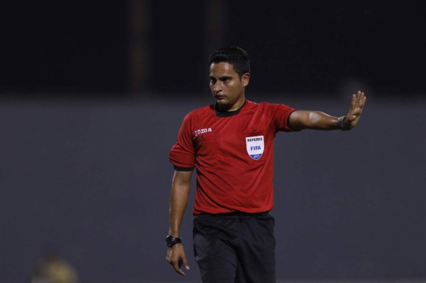 Saíd Martínez es suspendido al menos tres partidos por papelón en Real España-Motagua