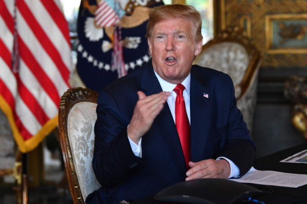 Donald Trump amenaza con atacar 52 objetivos iraníes si Teherán toma represalias