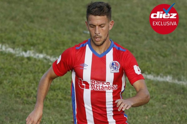 Olimpia separa al volante uruguayo Guillermo Chavasco