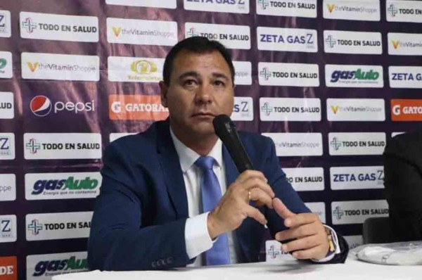 Mauricio Tapia, técnico de Comunicaciones de Guatemala analiza a Marathón.