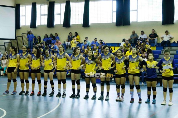 Emocionante jornada de voleibol en el Torneo Centroamericano de Escuelas Bilingües