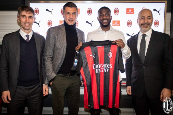 Fikayo Tomori revela la llamada de Maldini y los jugadores que lo motivaron para irse al AC Milan
