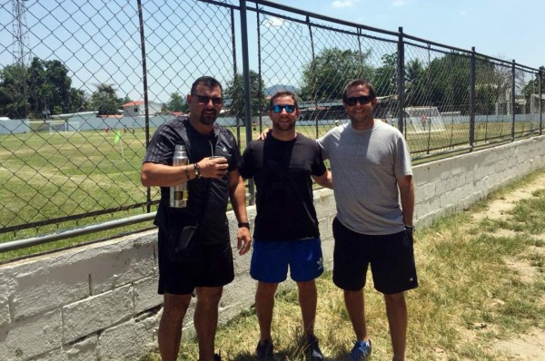 'Tato' García visita las categorías menores del Real España