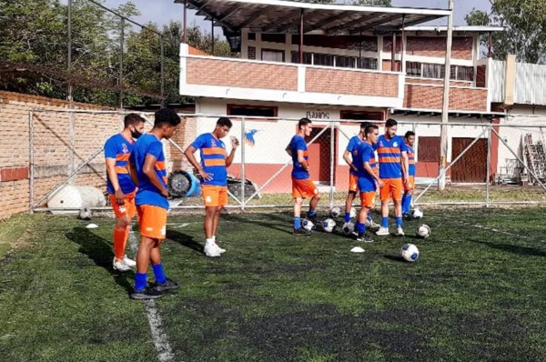 Con tres nuevas incorporaciones, los Lobos de UPN iniciaron pretemporada en Tegucigalpa