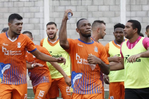 Poderío ofensivo: Los delanteros de la Liga Nacional alistan la puntería para la fiesta del Apertura 2020